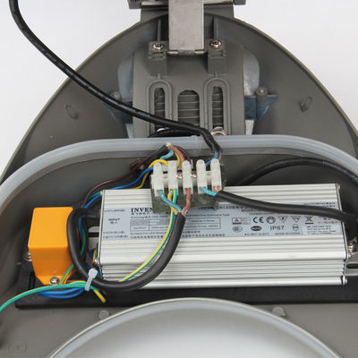 120W 150W 180W Waterproof LED Road Street Lamp with 5 and 70 Color Rendering Index Ra