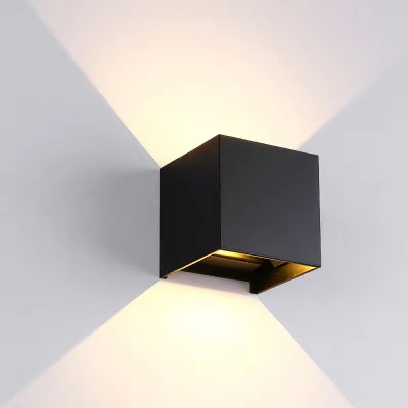 Outdoor Waterproof LED Wall Lamp Up And Down Aluminum Exterior Modern Cube Garden Light
