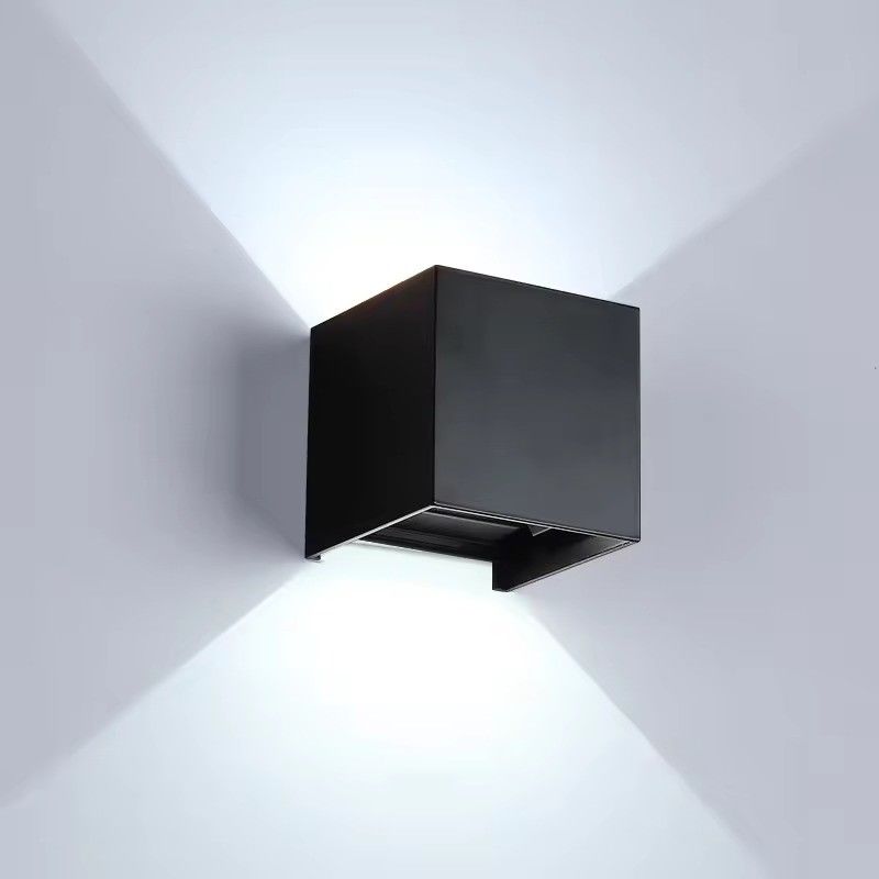 Color Rendering Index Ra 80 Modern Outdoor Wall Light LED Waterproof IP65 Up Down Light